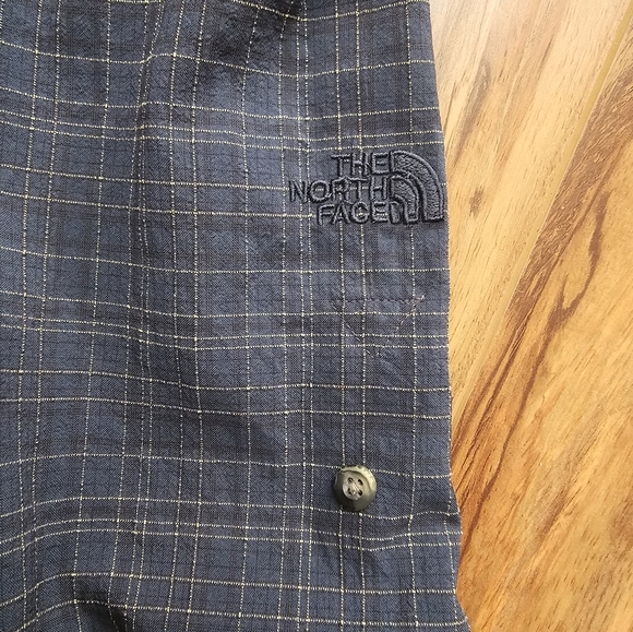 TNF The North Face Men's L LS Shirt EUC - Picture 4 of 5